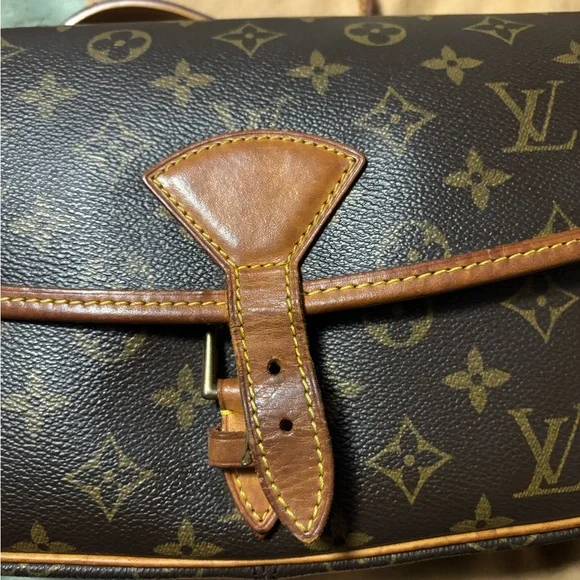 Louis Vuitton Sologne Vintage Crossbody Bag **Authentic - Picture 13 of 17